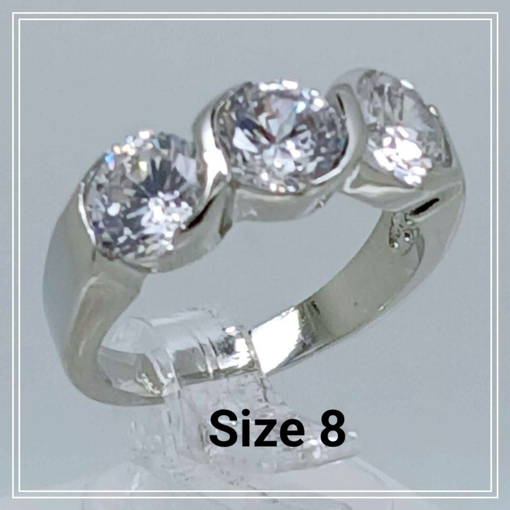 Vintage Silver Tone Three Stone Cubic Zirconia‎ Bypass Anniversary Ring Size 8